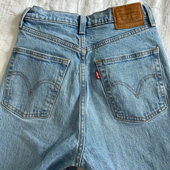 levi ribcage jeans - Picture 4 of 5